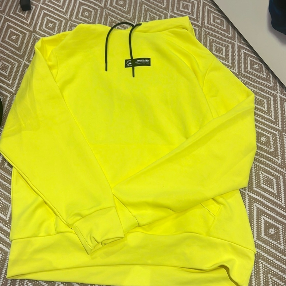 AMG Petronas fórmula 1 team hoodie